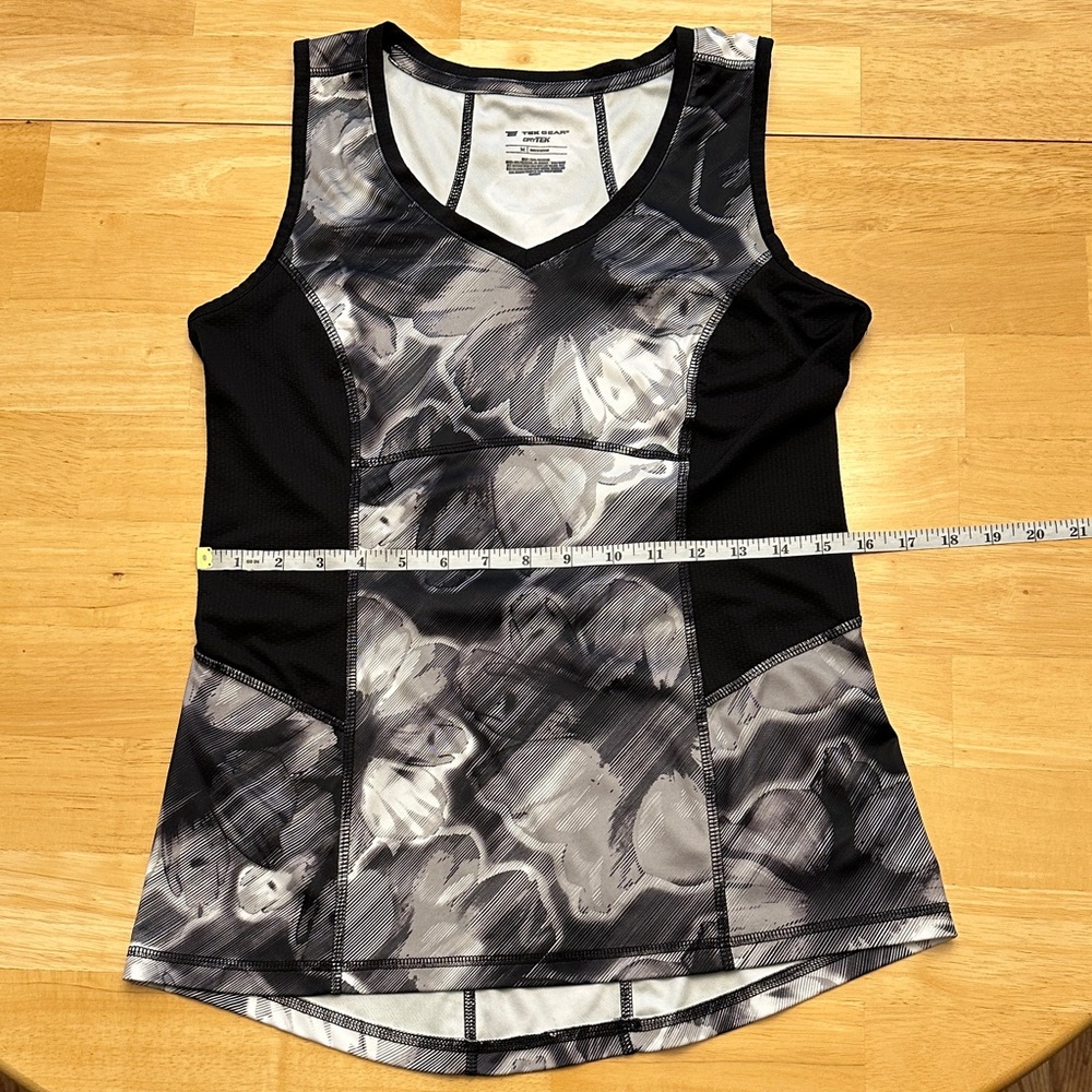 Tek Gear DryTek Black, White and Gray Floral Tank Top - Picture 8 of 8